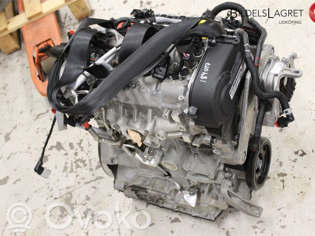 Volkswagen PASSAT B8 Motor 