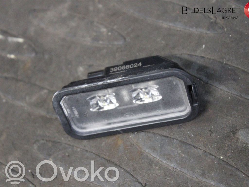 Opel Insignia B Numerio apšvietimas 