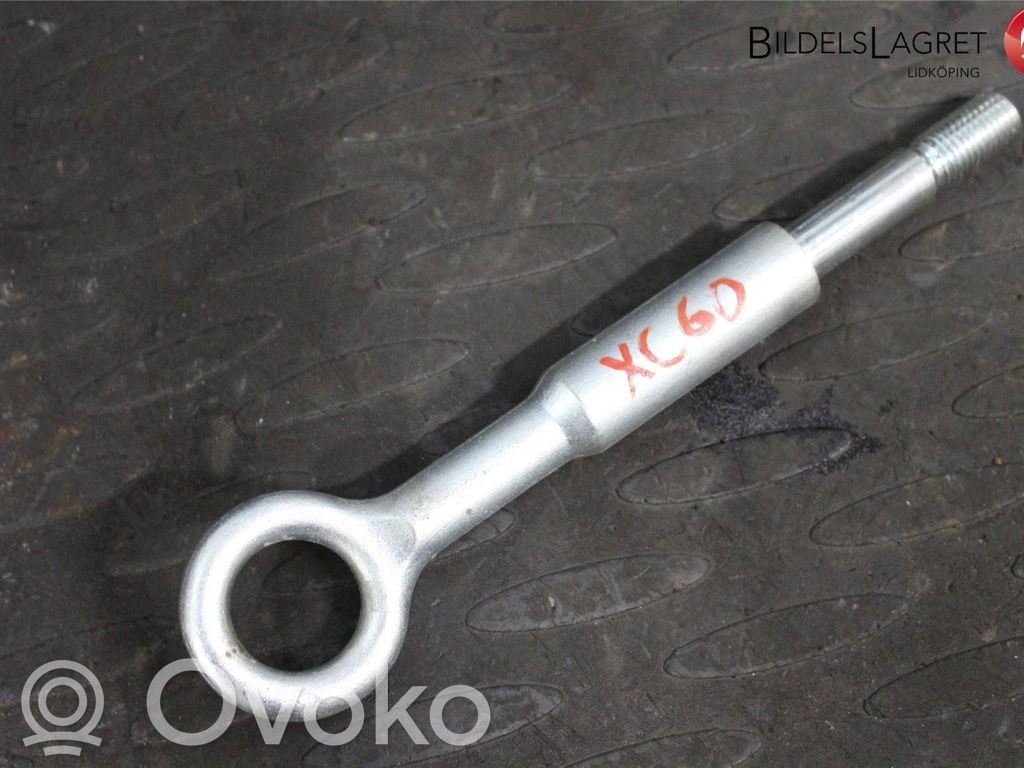 Volvo XC60 Anillo de remolque 