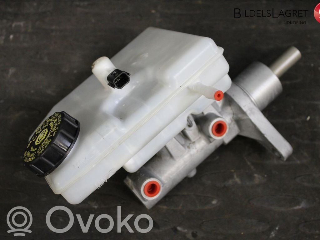 Opel Movano B Pääjarrusylinteri 