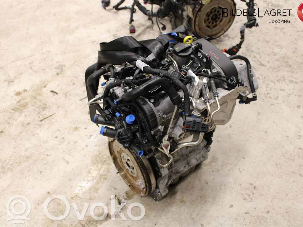 Engine   04C100098K,04C100098KX