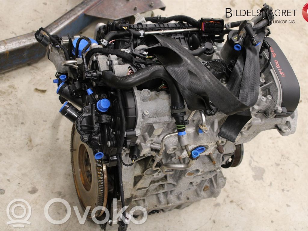 Engine   04E100098B,04E100035C
