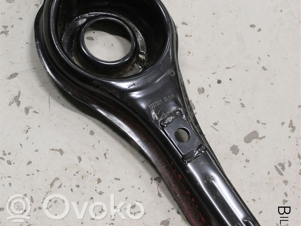Ford Focus Querlenker hinten 