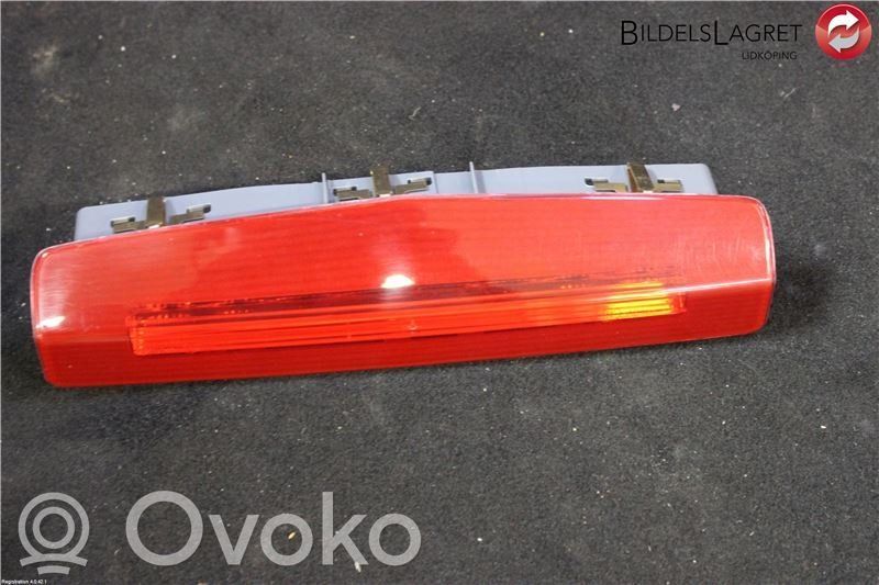 Audi A4 S4 B8 8K Lampă frână centrală 