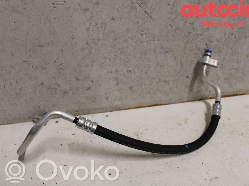 Volkswagen PASSAT B8 Ilmastointilaitteen putki (A/C) 