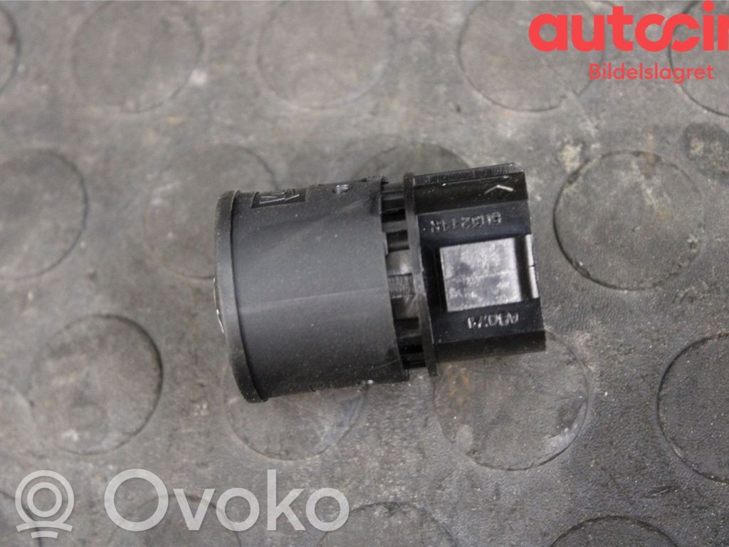 Renault Clio IV Buton pornire/oprire motor 