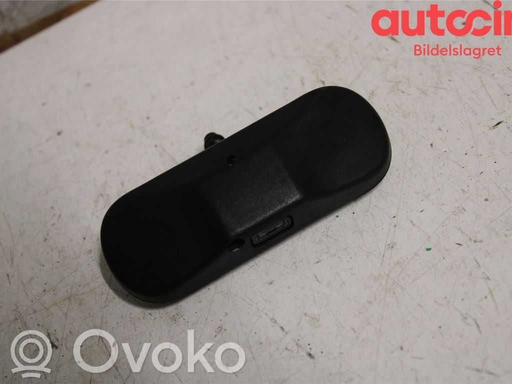 Skoda Fabia Mk3 (NJ) Ugello a spruzzo lavavetri per parabrezza 