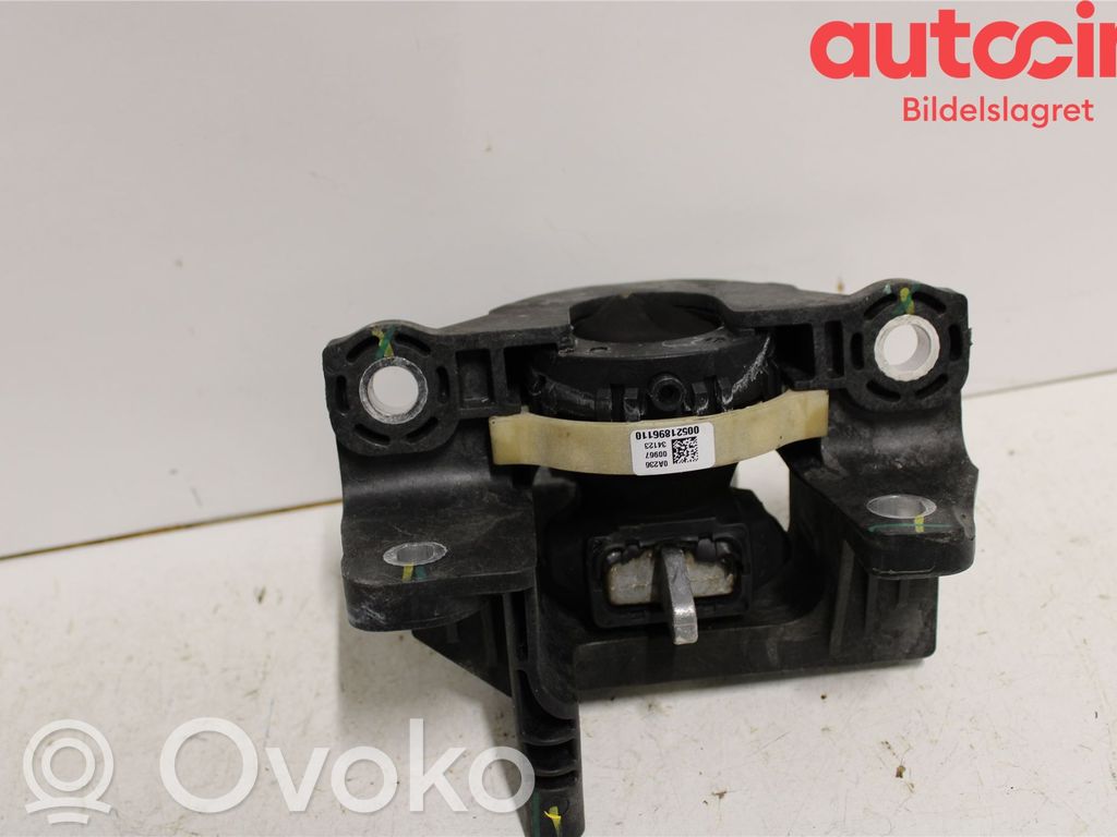 Fiat 500E Suport motor 