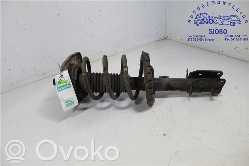 Front shock absorber with coil spring   5208Q5