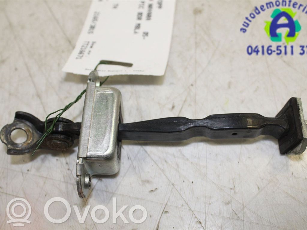 Nissan Navara D40 Etuoven pidätin 