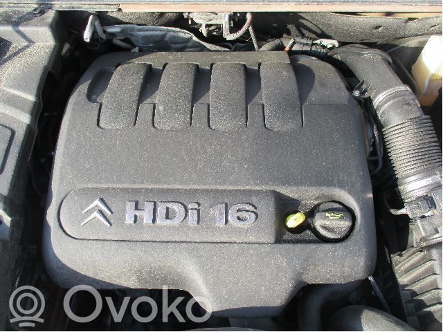 Dzinējs   0135QG