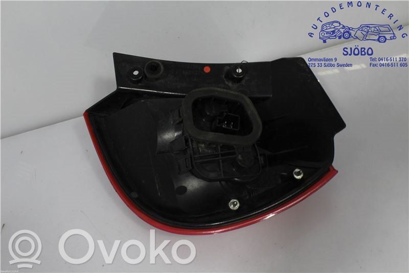 Mitsubishi Colt Galinis žibintas kėbule 