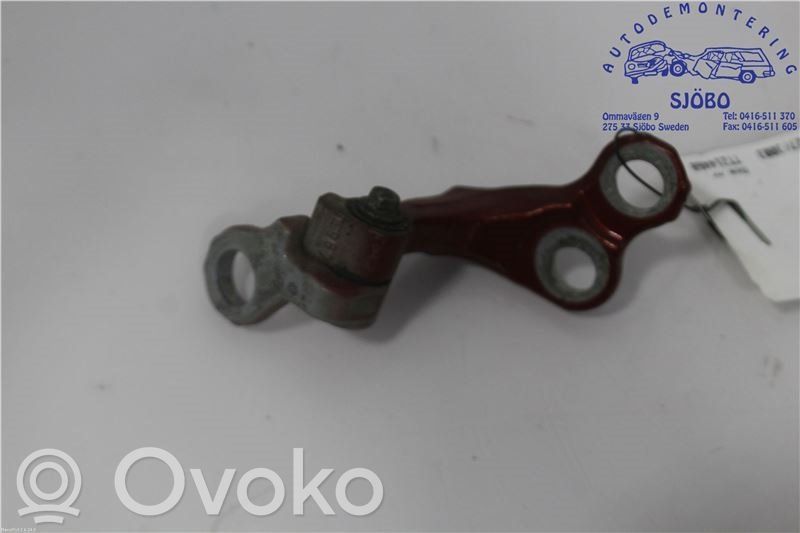Ford Focus Cerniera superiore della portiera anteriore 
