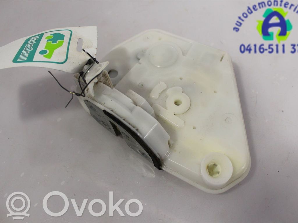 Mazda 3 III Front door lock 
