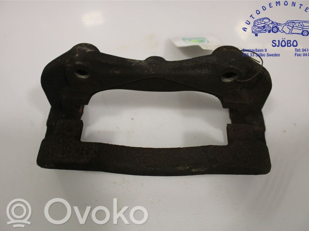 Citroen C25 Mocowanie przedniego zacisku hamulca 