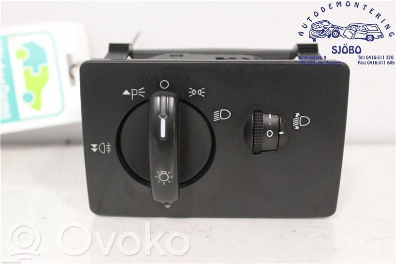 Light switch   1323819,4M5T13A024LA,4M5T13A024LA