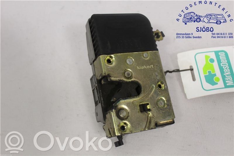 Peugeot 206 Front door lock 