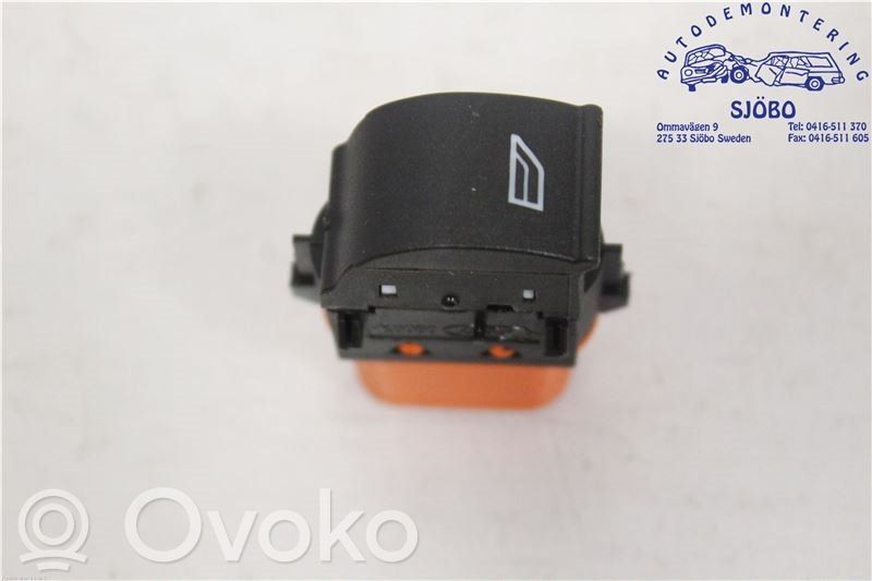 Electric window control switch   1746832