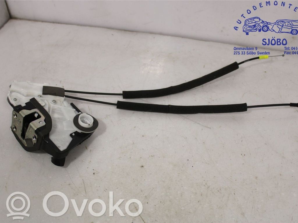 Subaru WRX STI Zamek drzwi przednich 