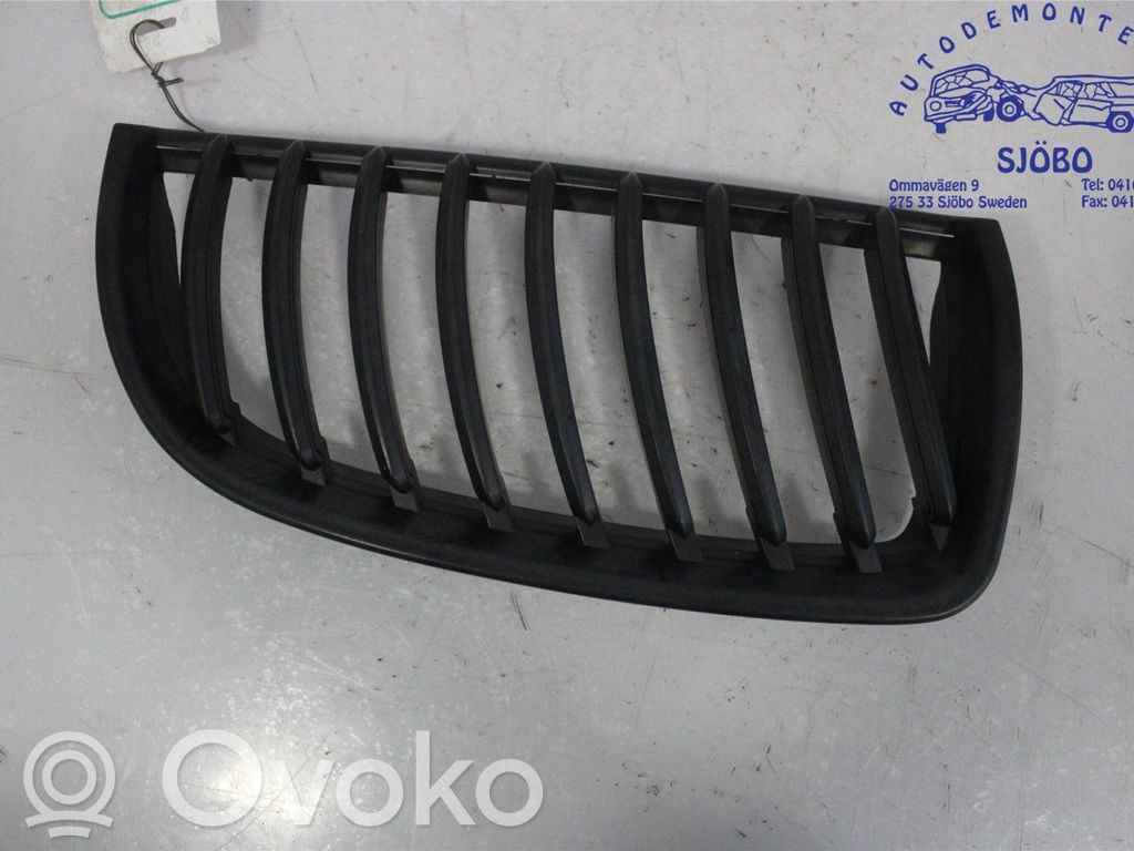 BMW 3 E90 E91 Front bumper upper radiator grill 