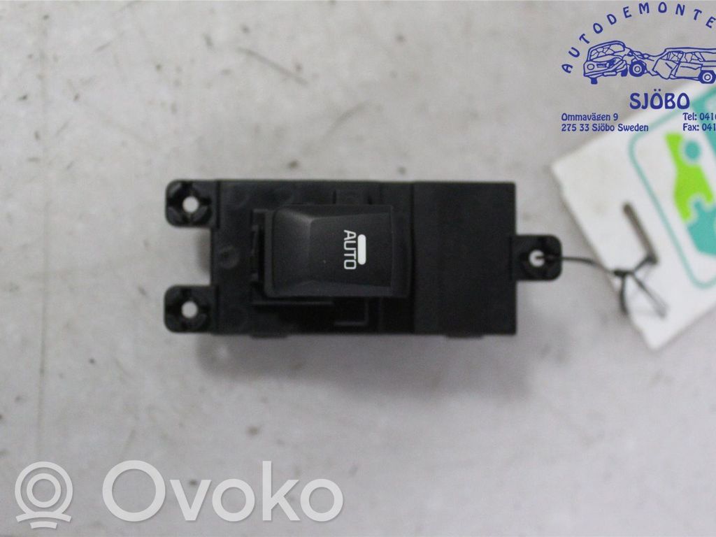 KIA Ceed Interruptor del elevalunas eléctrico 