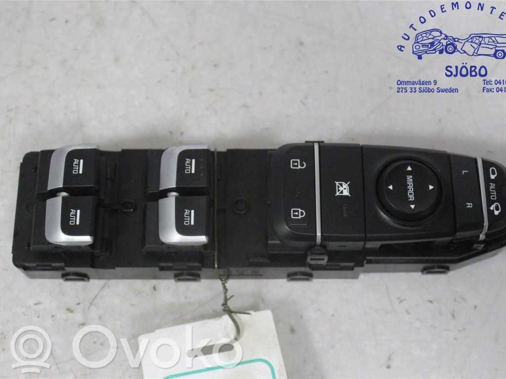KIA Optima Electric window control switch 