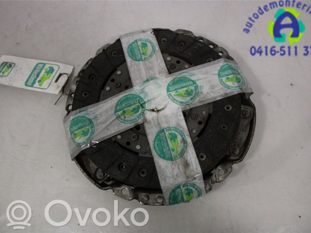 Disco de embrague   2335400QAR,301016758R,301016758R