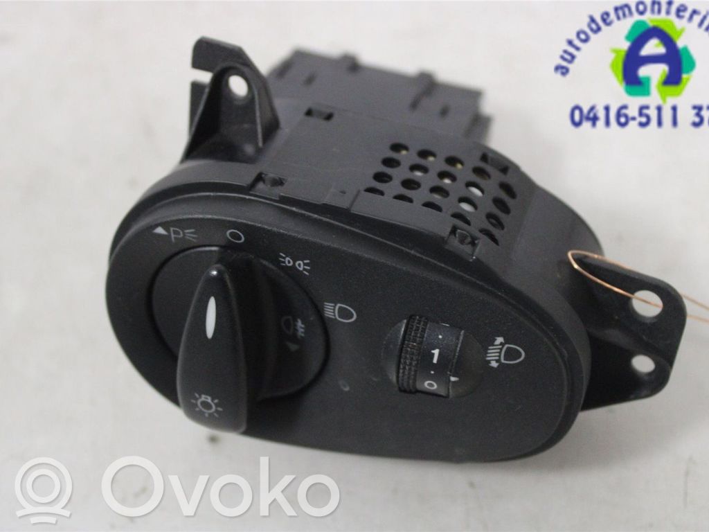 Ford Focus Light switch 