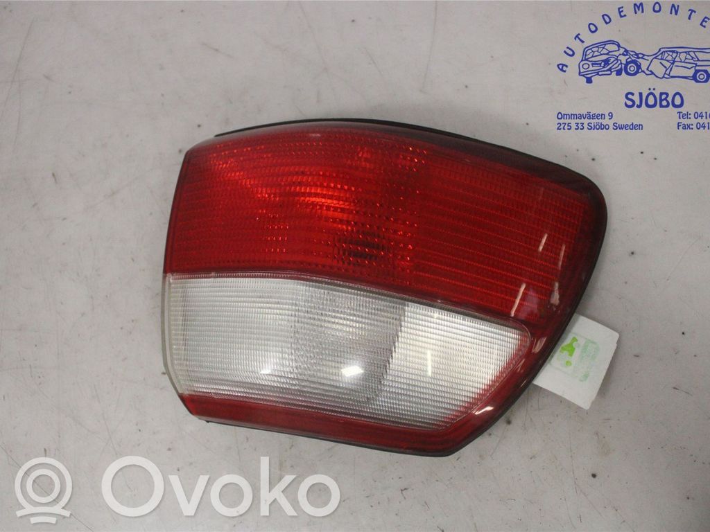 Opel Omega B2 Lampa tylna 