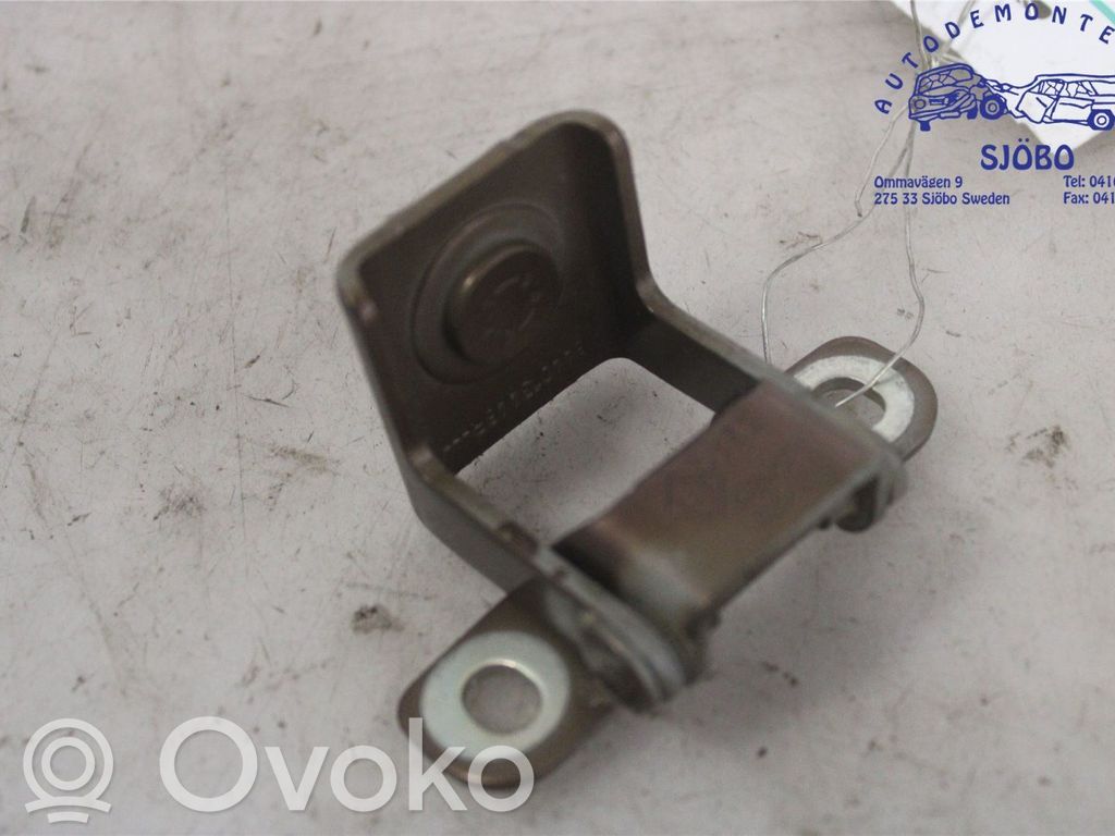 Renault Clio IV Tailgate/trunk/boot hinge 