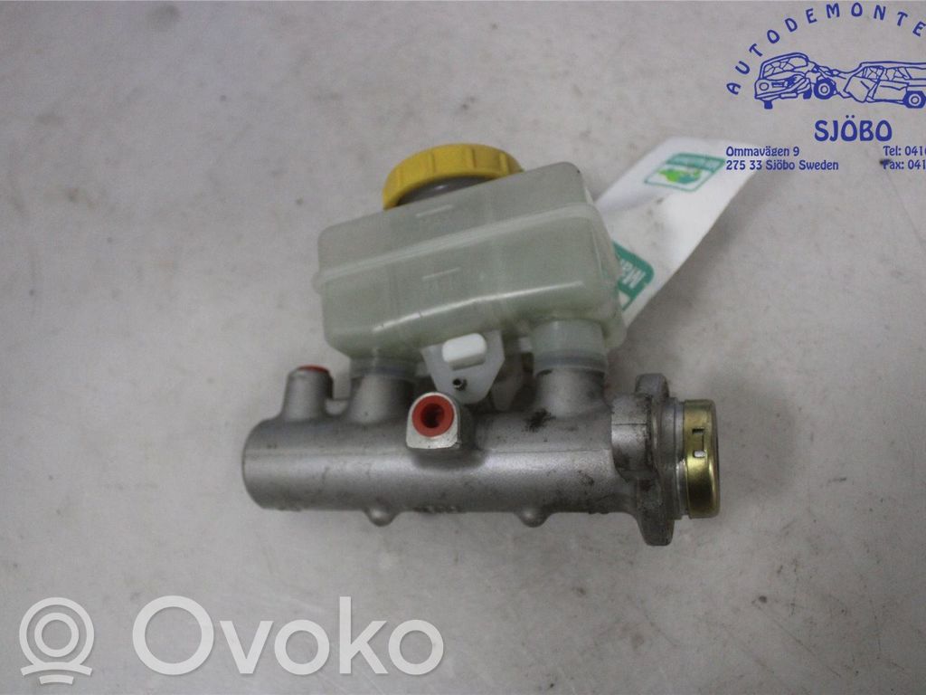 Subaru Impreza II Master brake cylinder 