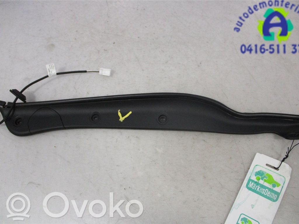 KIA Optima Tailgate trim 