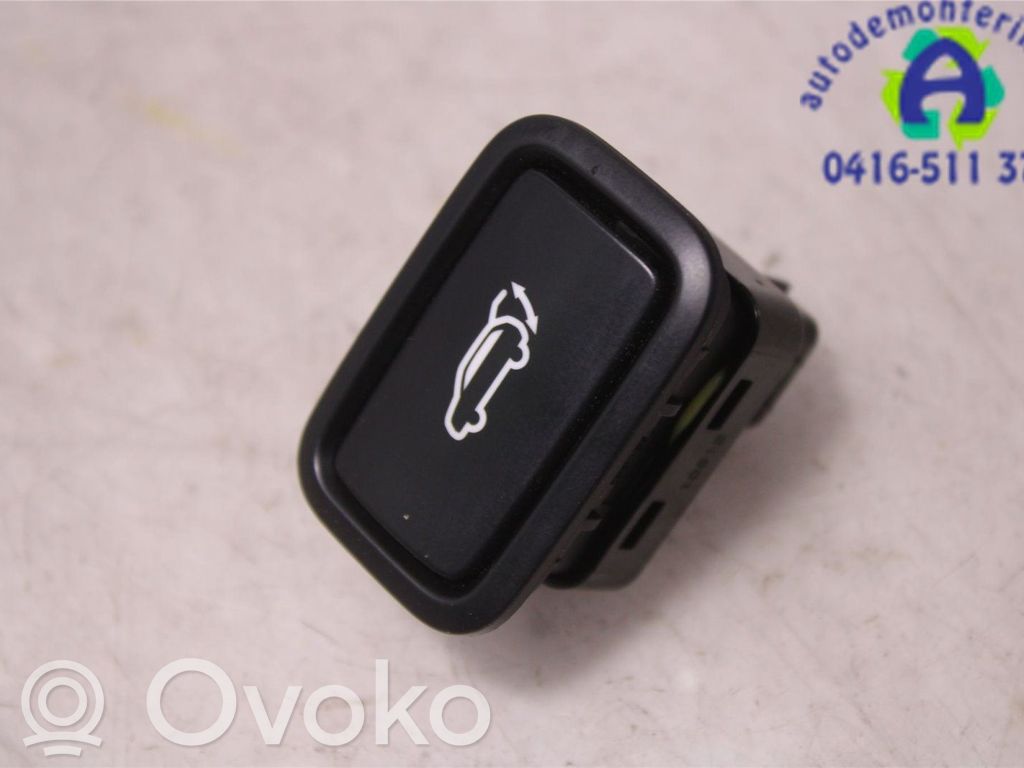 KIA Ceed Botón interruptor de maletero abierto 