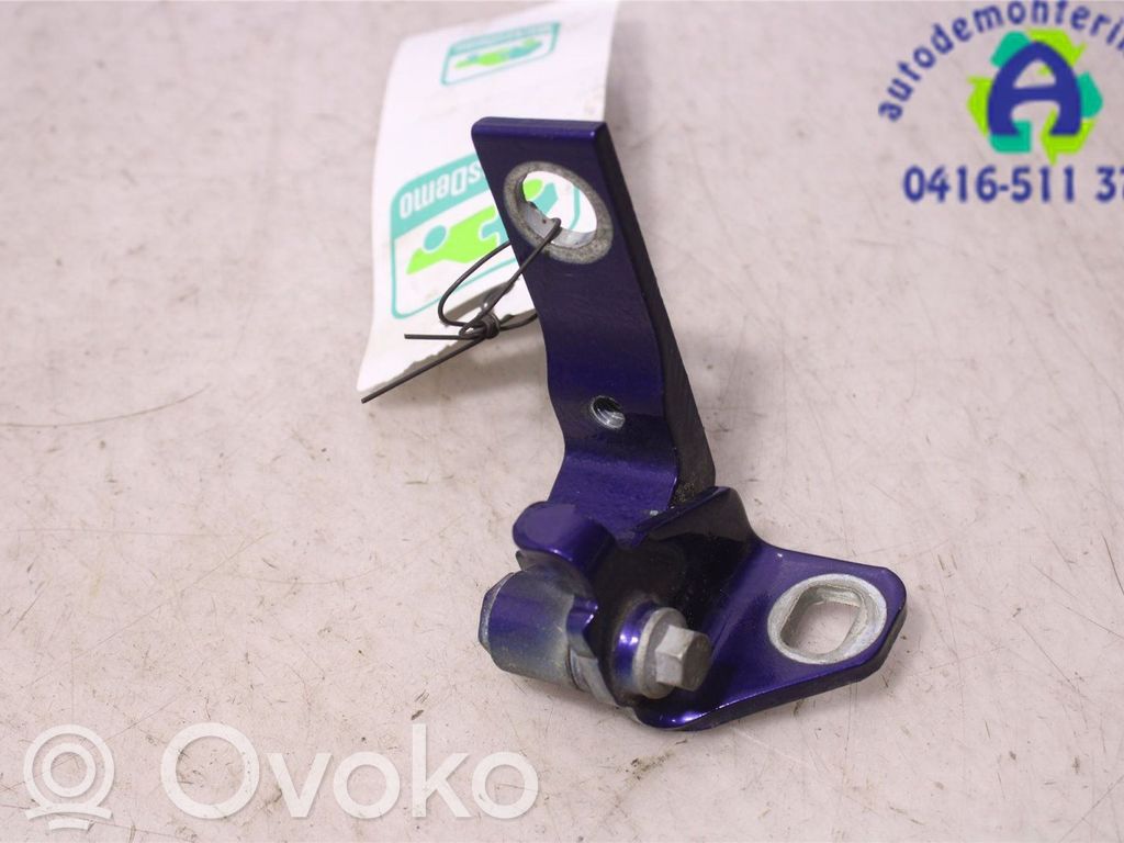 Ford Focus Rear door lower hinge 
