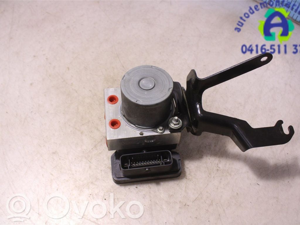 Mazda CX-3 ABS bloks 