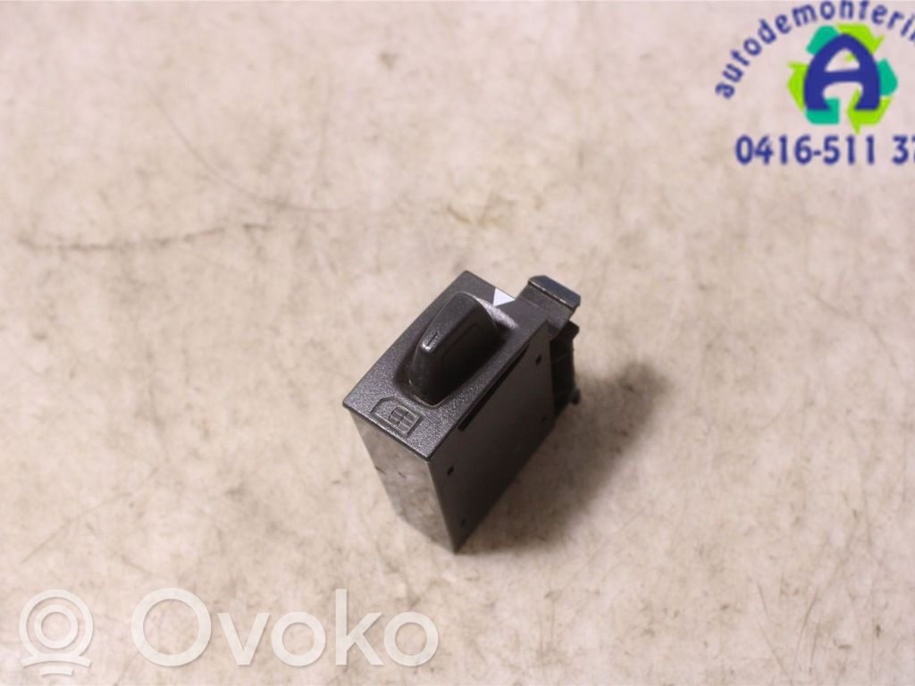 Autopuhelin   31494702,31288136,31494702