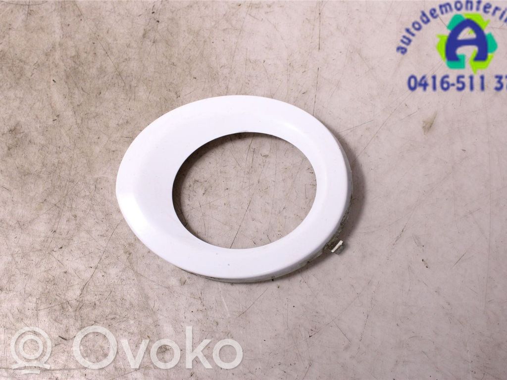 Etusumuvalon ritilä   1465998,6M21R19952AD,6M21R19952AD