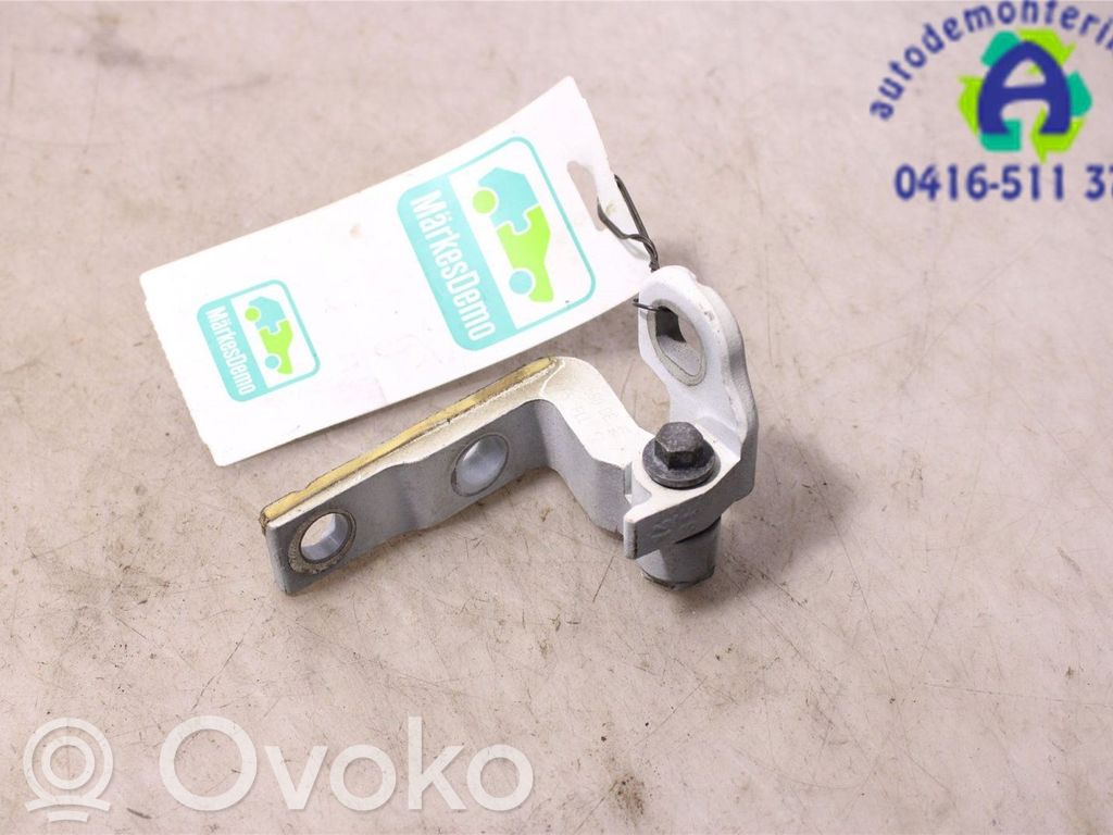 Volvo V40 Zawias dolny drzwi przednich 