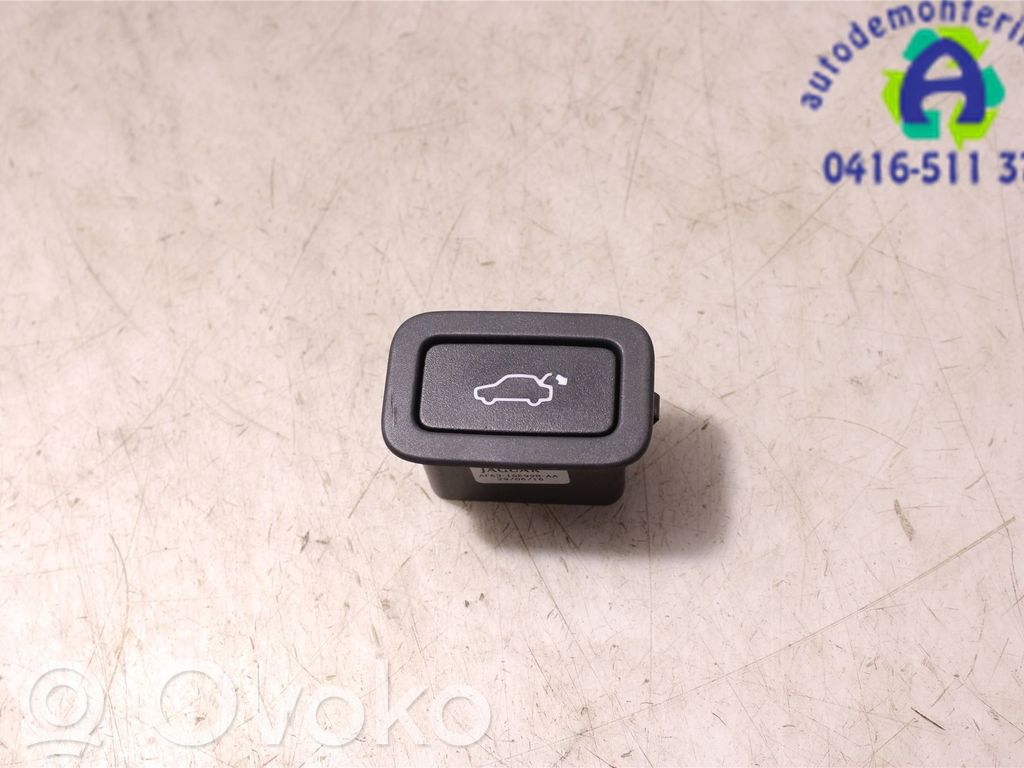 Tailgate/boot open switch button   LR025424,AF6310E998AA,AF6310E998AA