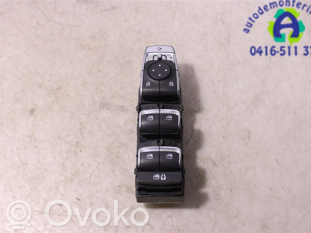 KIA Sorento IV Electric window control switch 