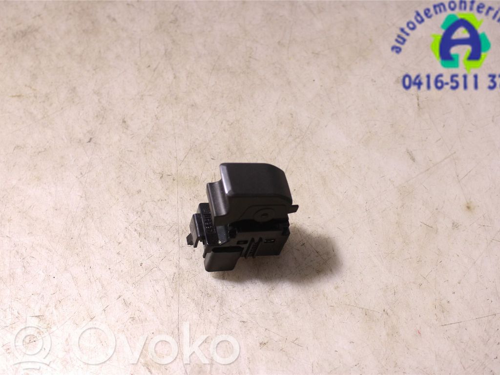 Isuzu D-Max Electric window control switch 