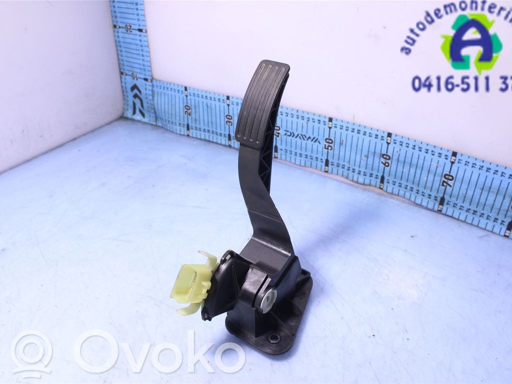 Accelerator throttle pedal   4728384,1C119F836AC,1C119F836AC