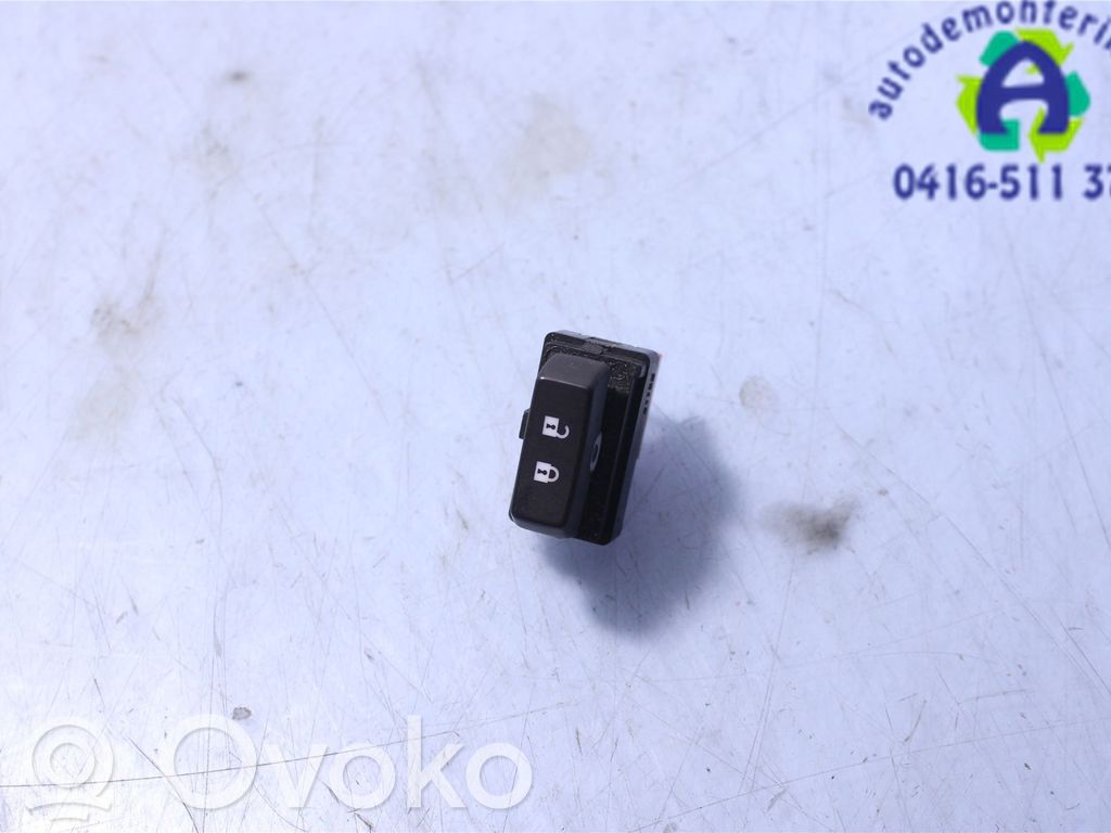 Opel Mokka Botón interruptor de bloqueo de puertas 