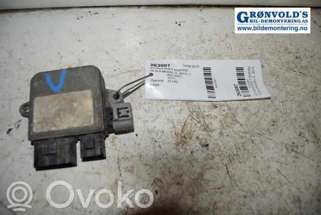 Other control units/modules   600895300D,600895300D