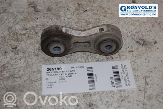 Svira   102744100A,102744100A