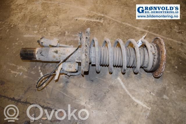 Volvo V60 Front shock absorber with coil spring 