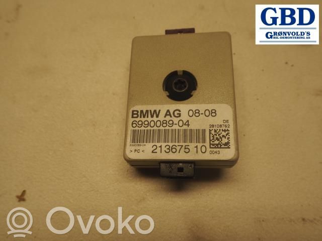 BMW X3 E83 Antenas pastiprinātājs 
