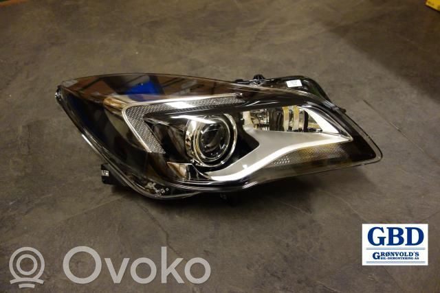 Opel Insignia A Lampa przednia 