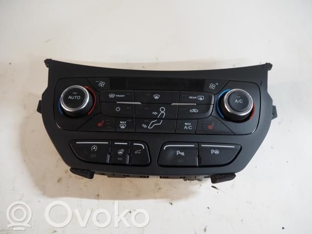Ford Kuga II Climate control/heater control trim 