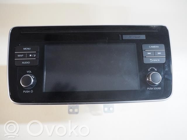 Nissan Leaf II (ZE1) Panel / Radioodtwarzacz CD/DVD/GPS 